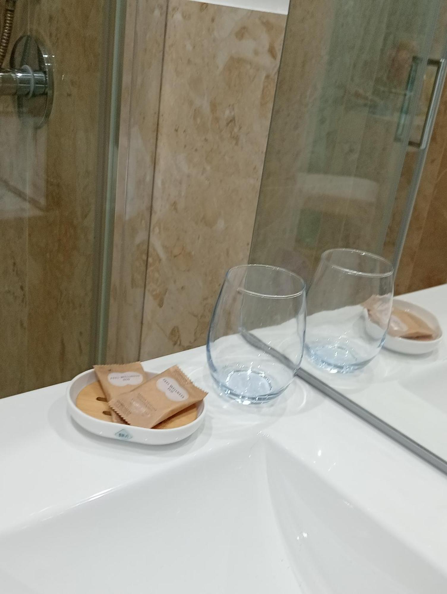 Suite Roma チェファル エクステリア 写真
